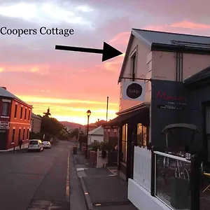http://coopers-cottage-battery-point.top-hotels-hobart.com